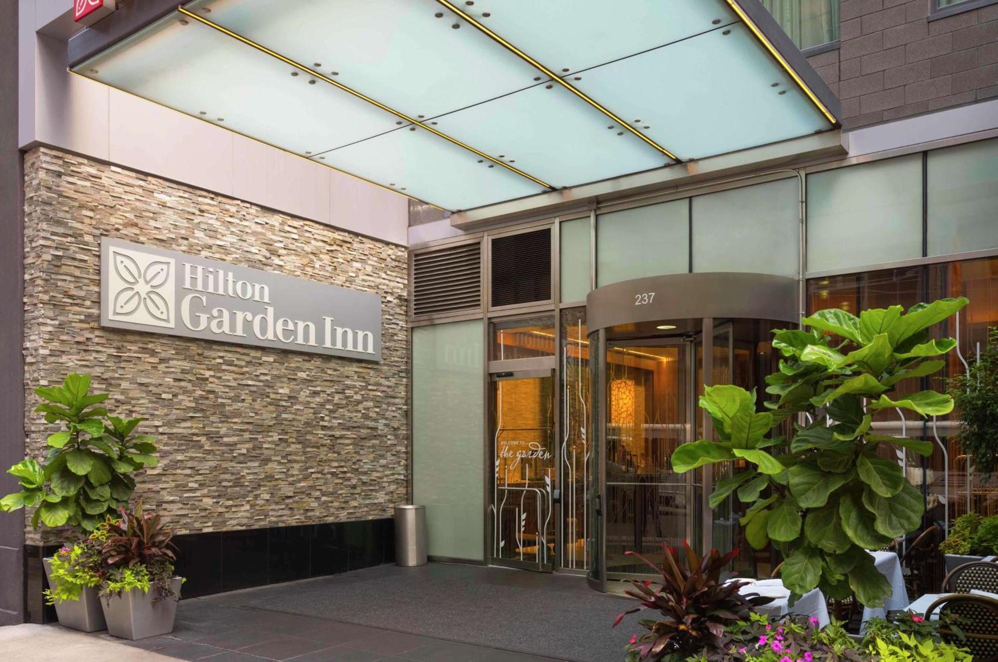 Hilton Garden Inn New York Central Park South-Midtown West Eksteriør bilde
