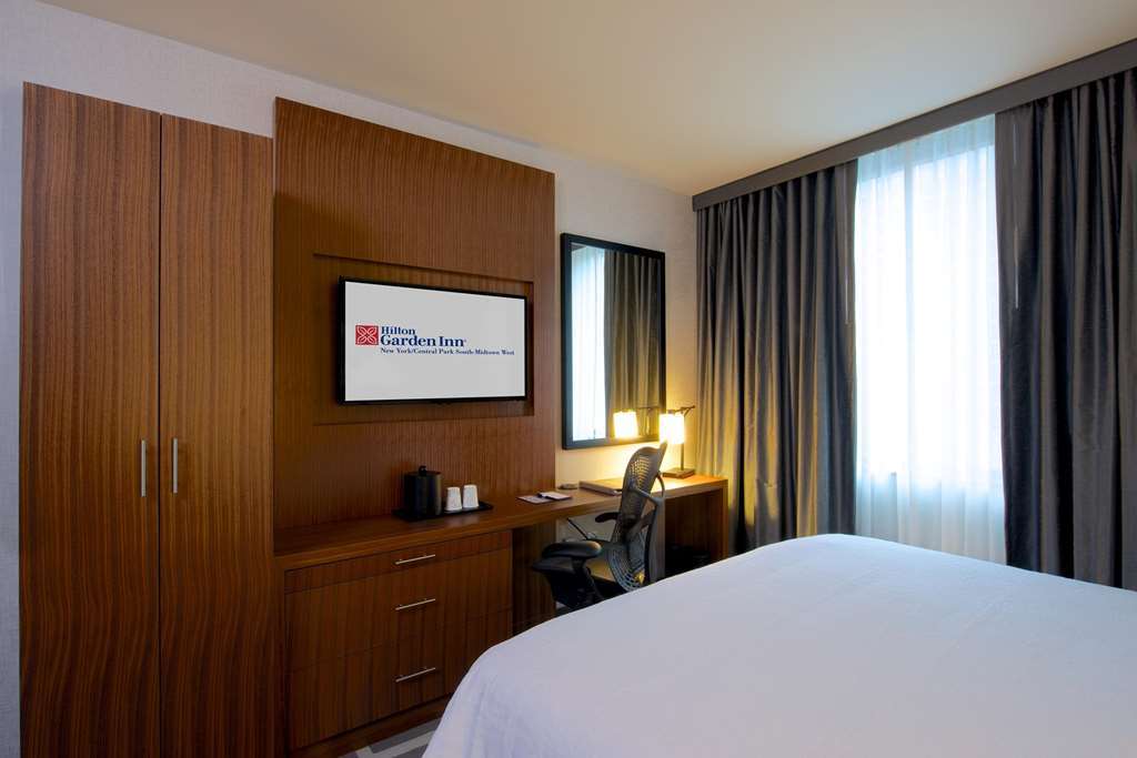 Hilton Garden Inn New York Central Park South-Midtown West Rom bilde