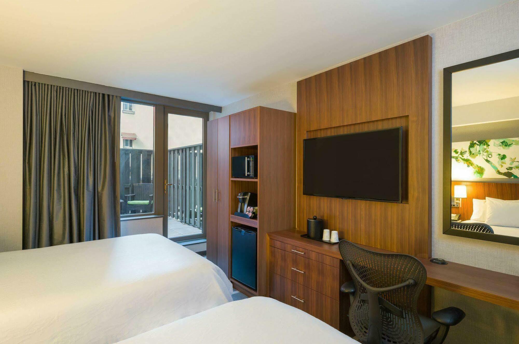 Hilton Garden Inn New York Central Park South-Midtown West Eksteriør bilde